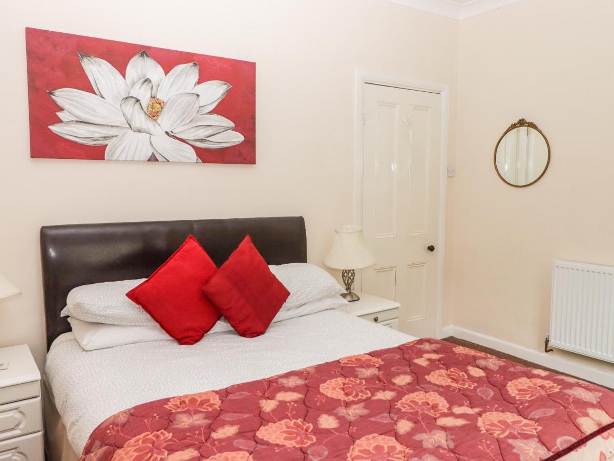 Gwylan Apartment Tenby Ngoại thất bức ảnh